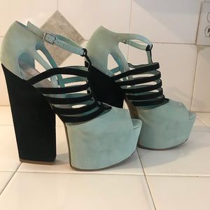Dolce Vita “Harleta” Size 8.5
